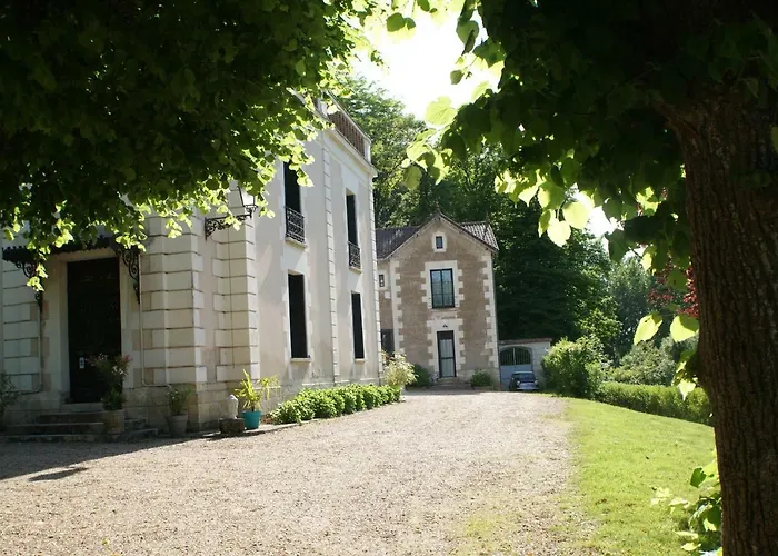 Le Chateau de la Barre